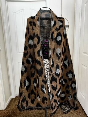Leopard & Snake Print Knit Wrap - Brown & Black